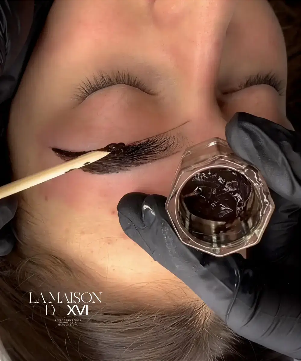 Brow Lift avec épilation et teinture Paris 16