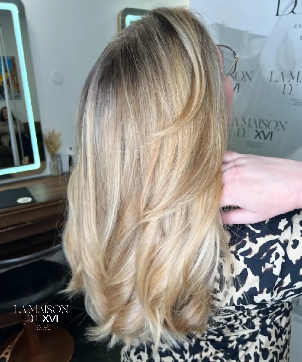 Brushing Cheveux Mi-Longs Paris 16