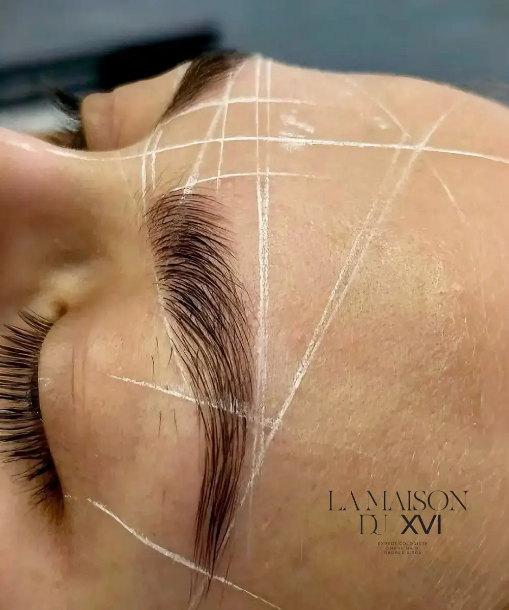 Restructuration des sourcils sans épilation Paris 16